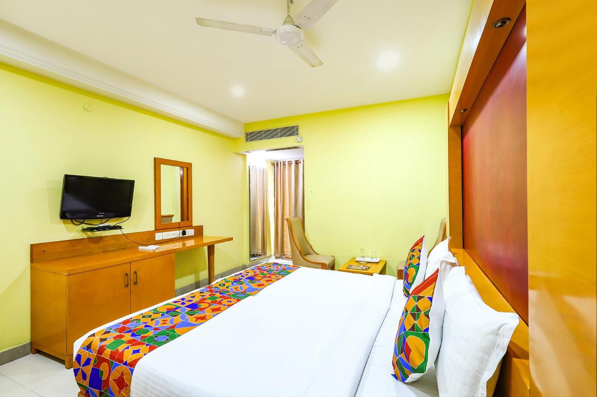 Fabhotel Prime Mahalaya Residency - Nr Chennai International Airport Exterior photo