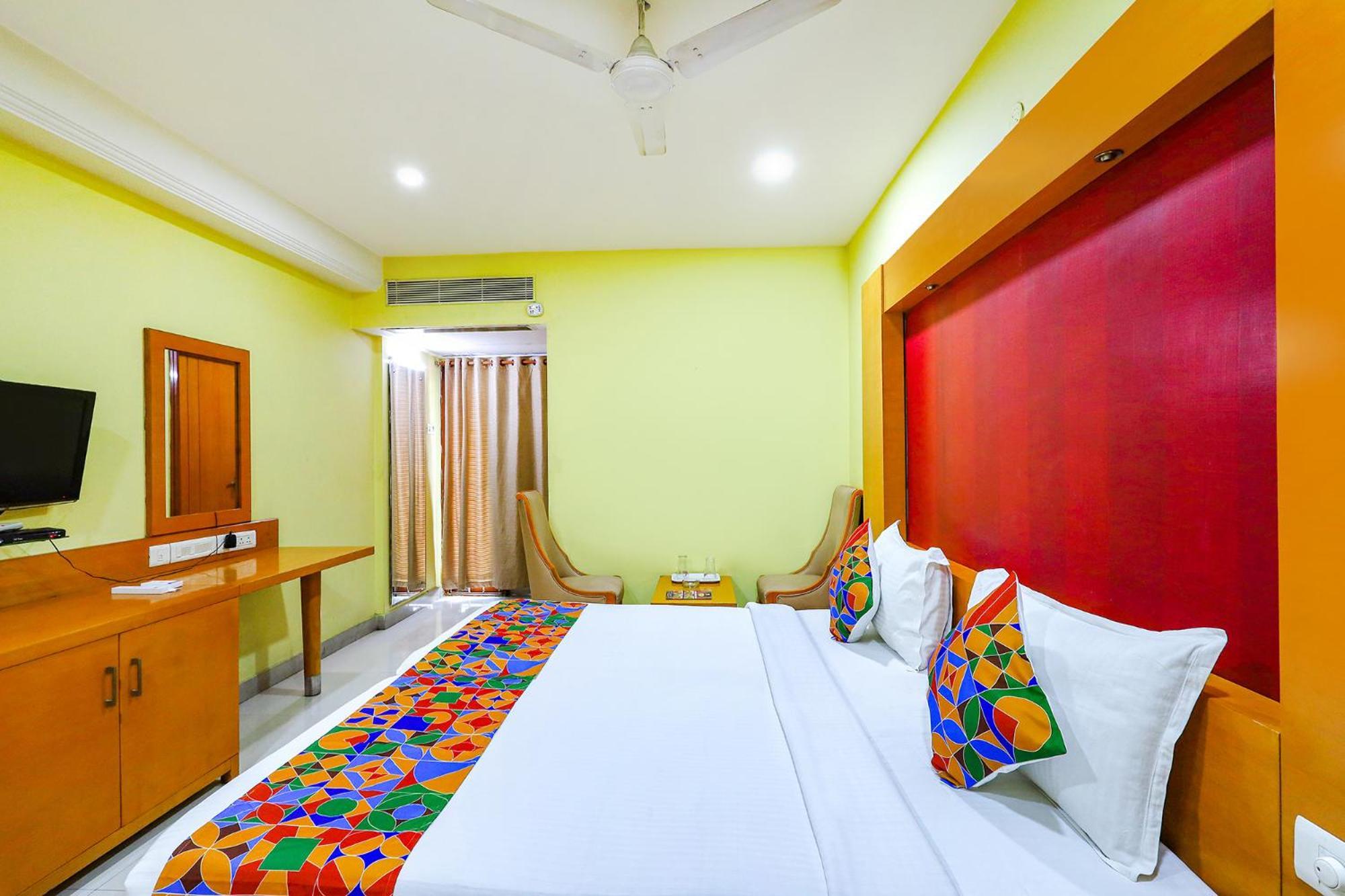 Fabhotel Prime Mahalaya Residency - Nr Chennai International Airport Exterior photo