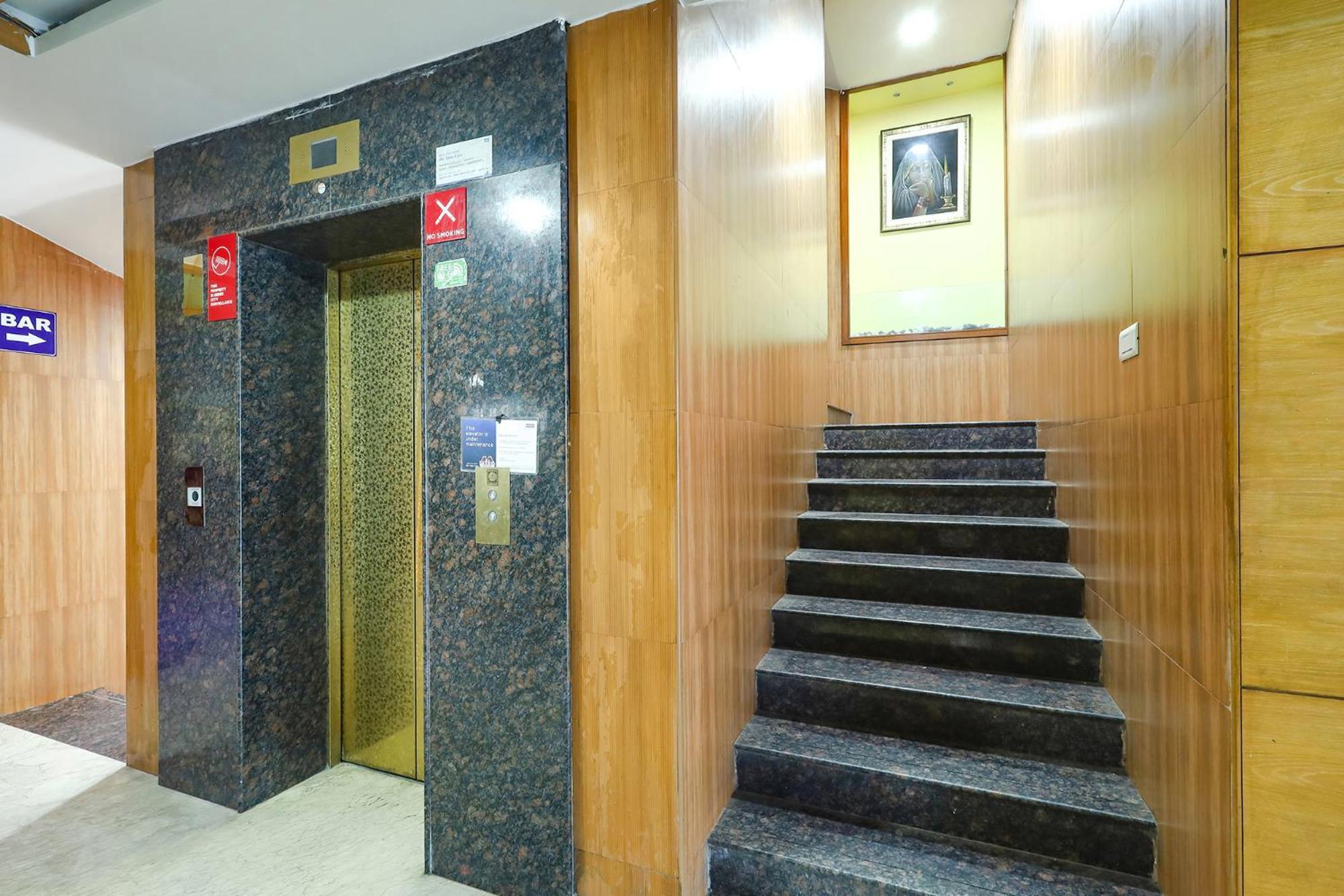 Fabhotel Prime Mahalaya Residency - Nr Chennai International Airport Exterior photo