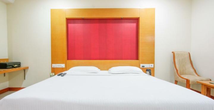 Fabhotel Prime Mahalaya Residency - Nr Chennai International Airport Exterior photo