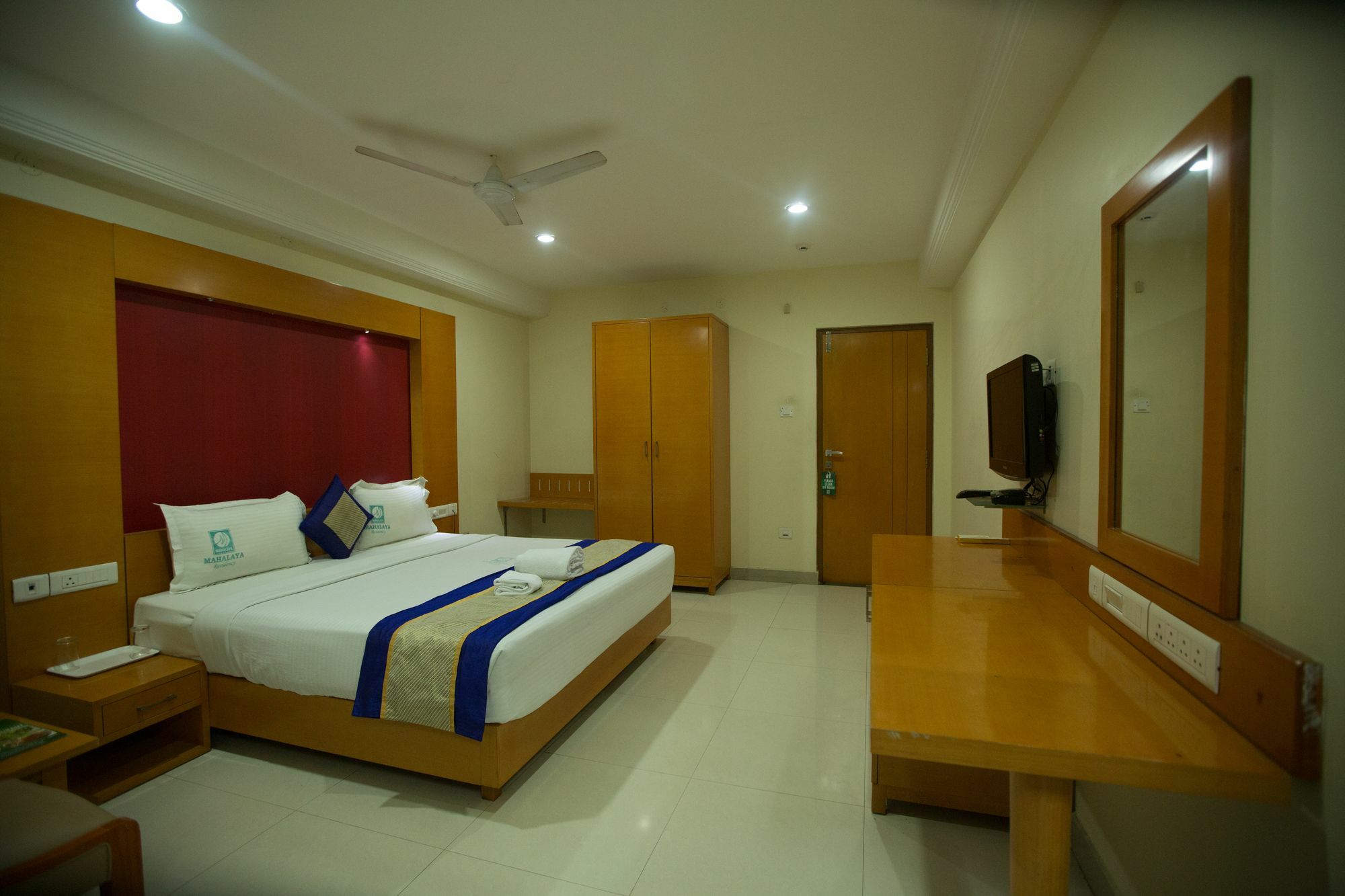 Fabhotel Prime Mahalaya Residency - Nr Chennai International Airport Exterior photo